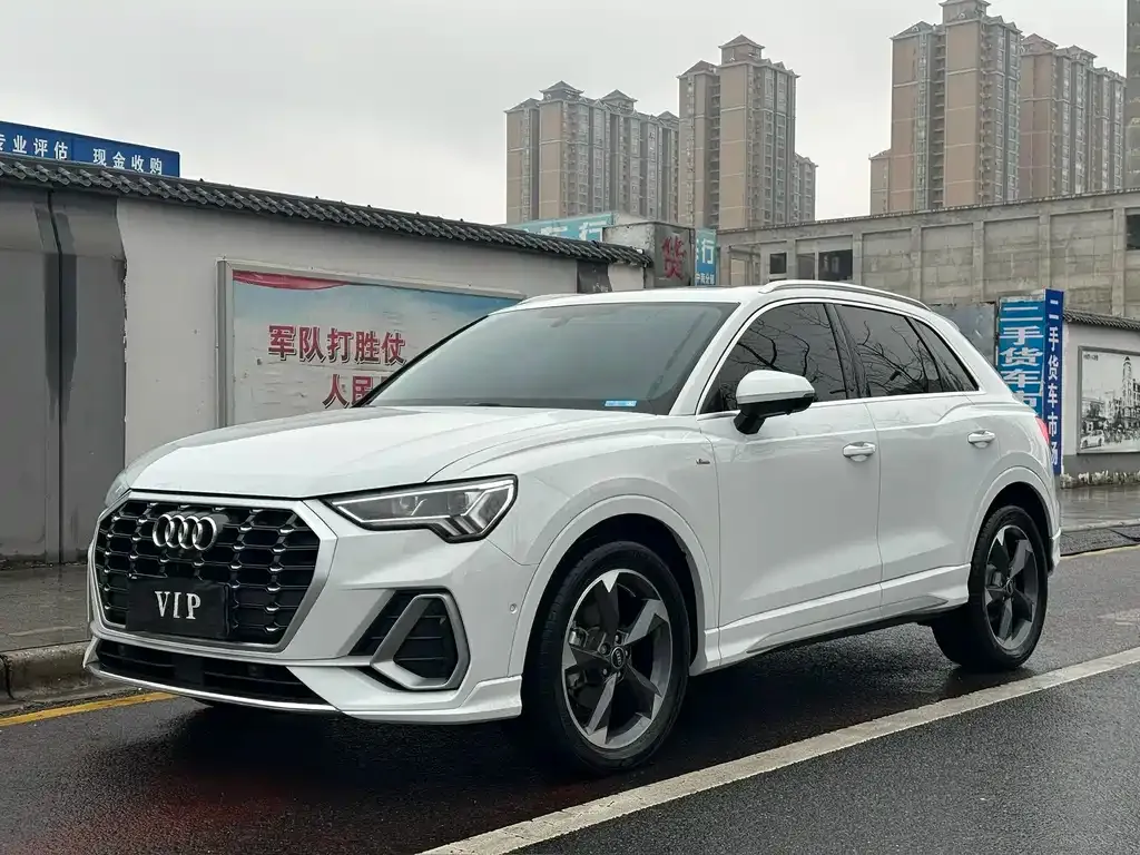 Audi Q3 2022 из CN, фото 1