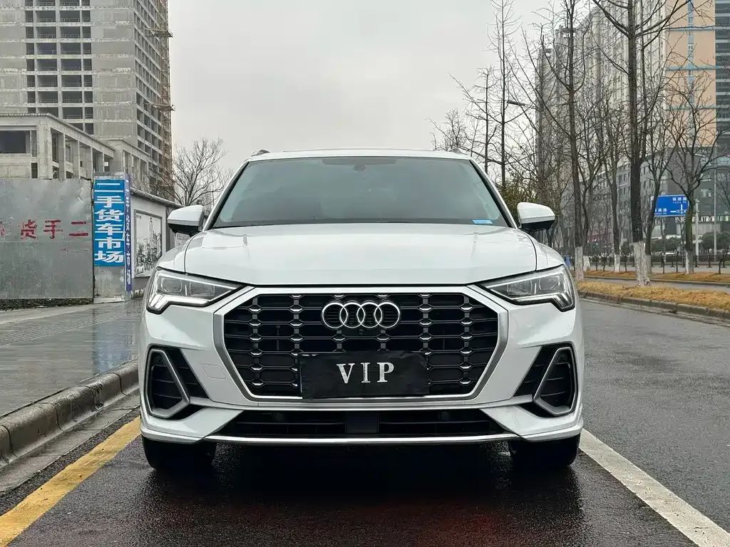 Audi Q3 2022 из CN, фото 2