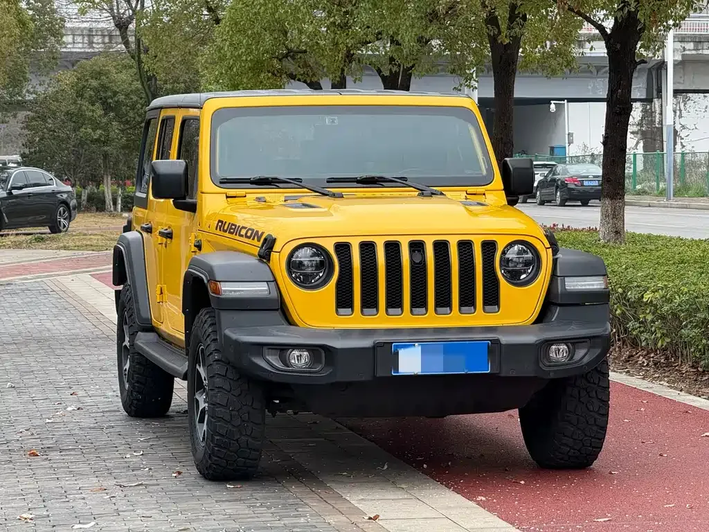 Jeep Wrangler — фото 9
