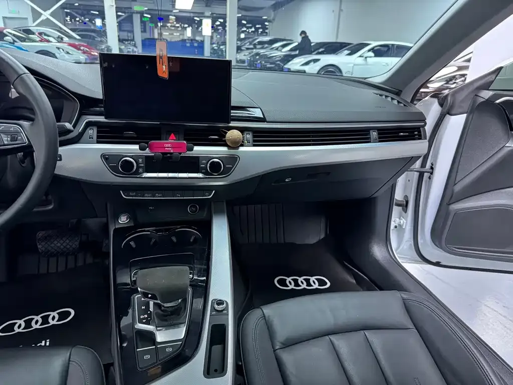 Audi A5 (Import) 2021 из CN, фото 2