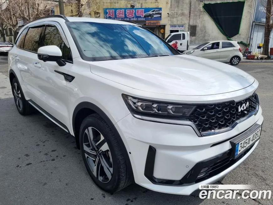 Kia Sorento — фото 8