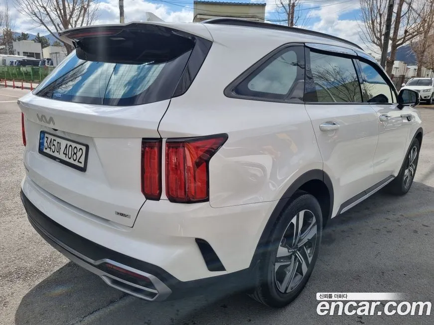 Kia Sorento — фото 9