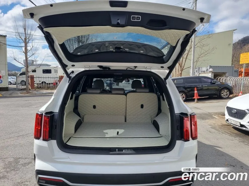 Kia Sorento — фото 6