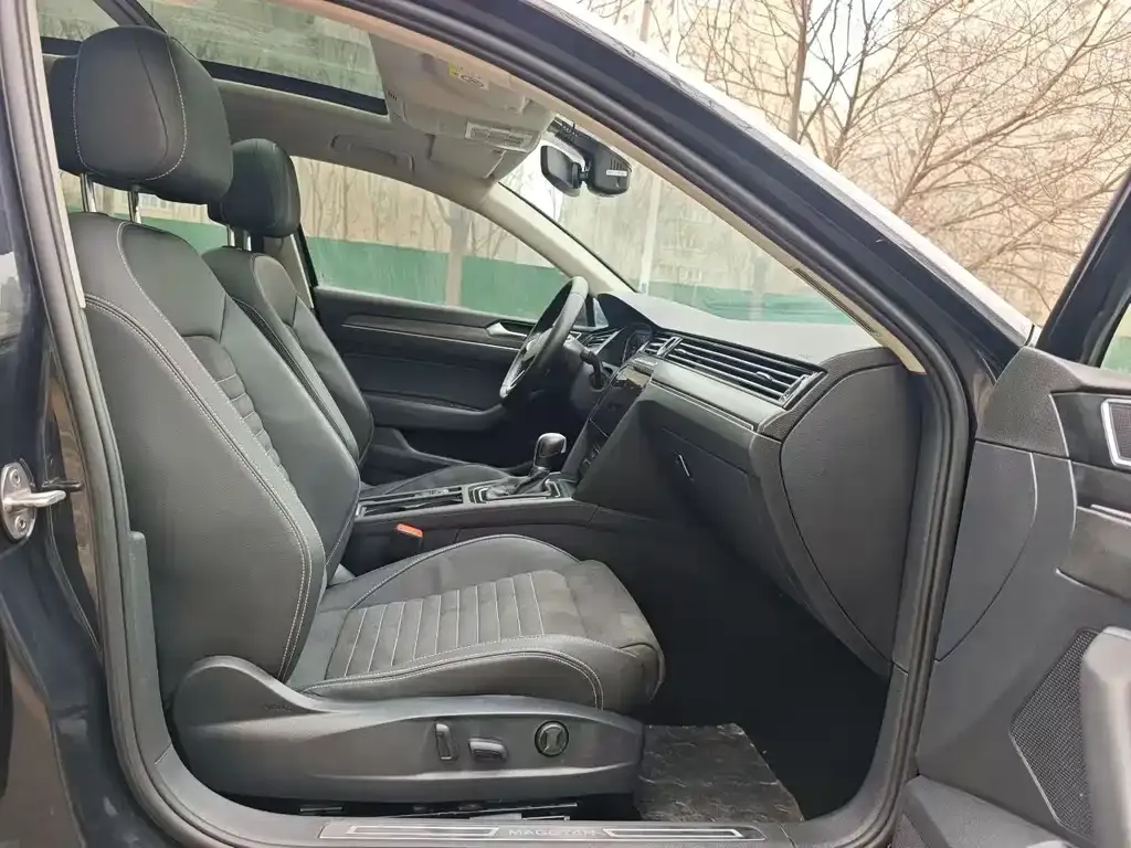 Volkswagen Magotan 2022 из CN, фото 5