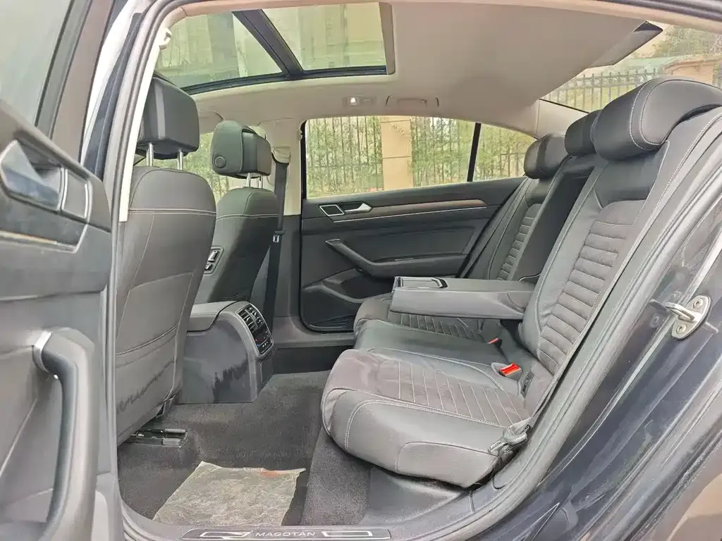 Volkswagen Magotan 2022 из CN, фото 7