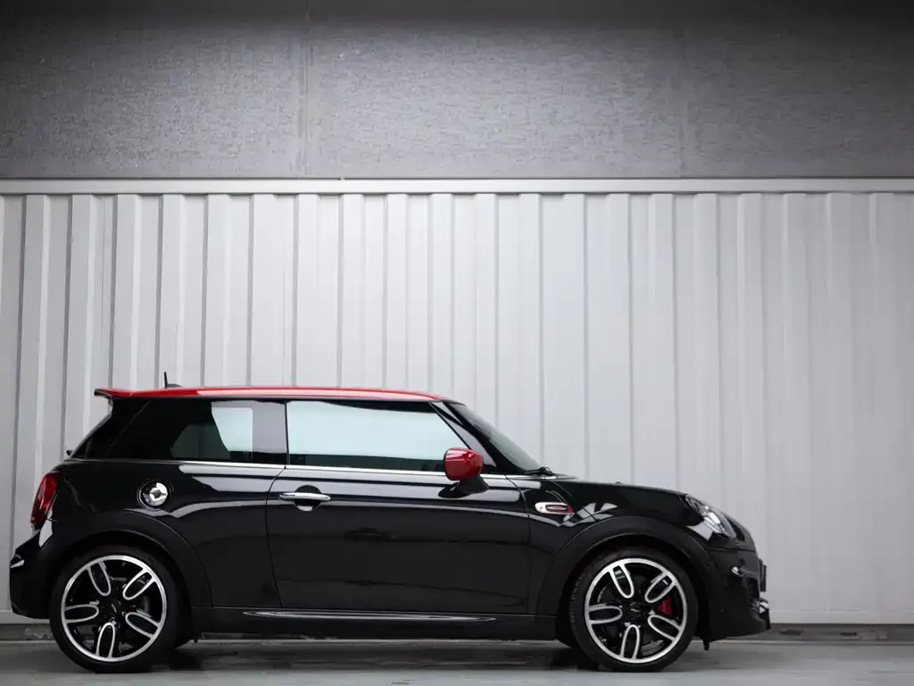 MINI JCW (John Cooper Works) — фото 2