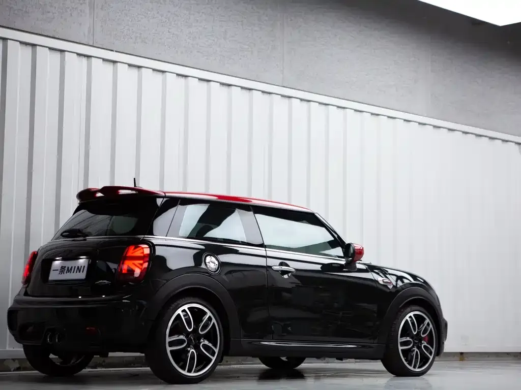 MINI JCW (John Cooper Works) — фото 5