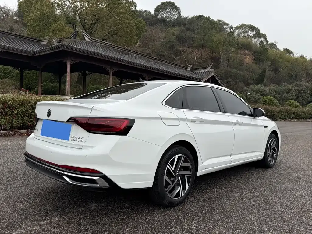 Volkswagen Sagitar 2023 из CN, фото 8