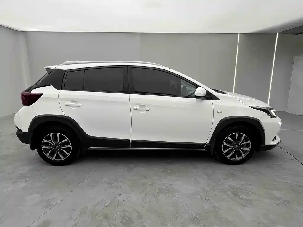 Toyota Yaris L 2023 из CN, фото 6