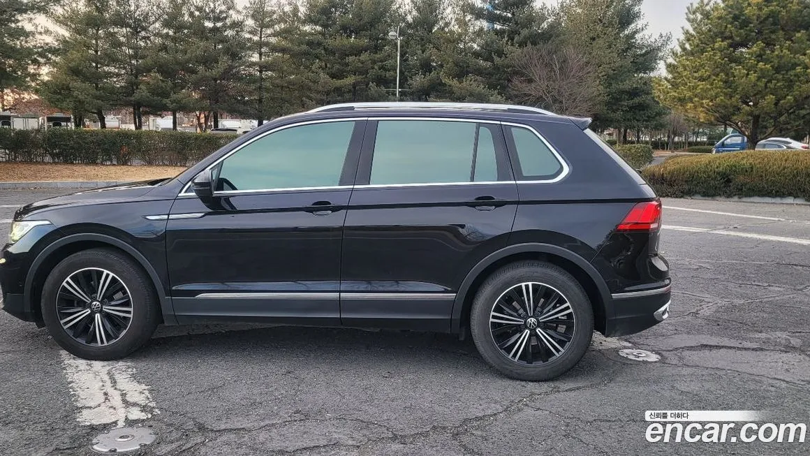 Volkswagen Tiguan 2021 из KR, фото 9