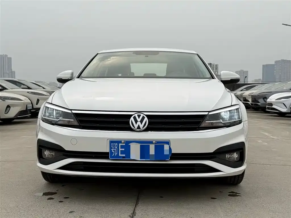 Volkswagen Lamando 2021 из CN, фото 2