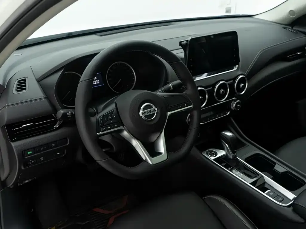 Nissan Sylphy 2022 из CN, фото 2