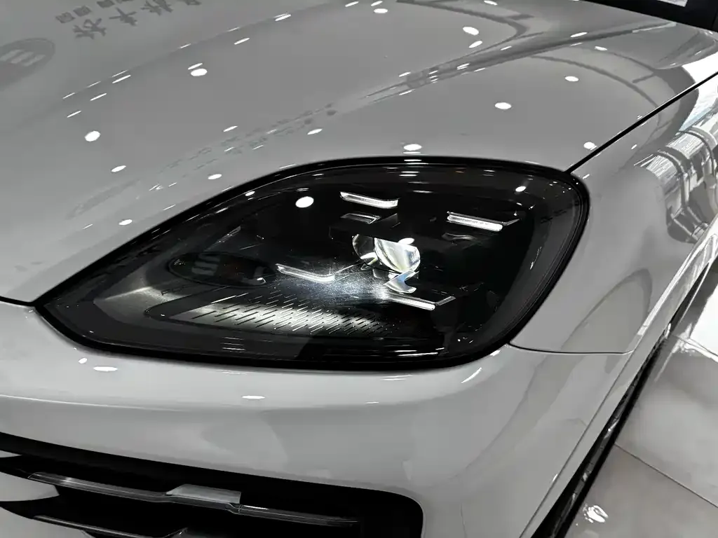 Porsche Cayenne Hybrid — фото 3