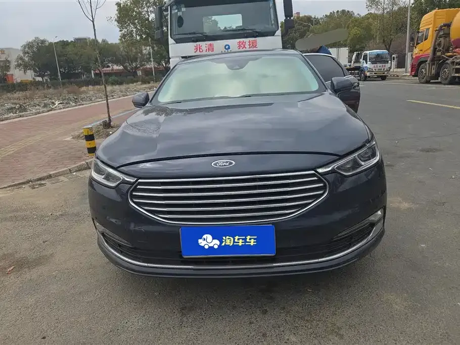 Ford Taurus 2021 из CN, фото 5