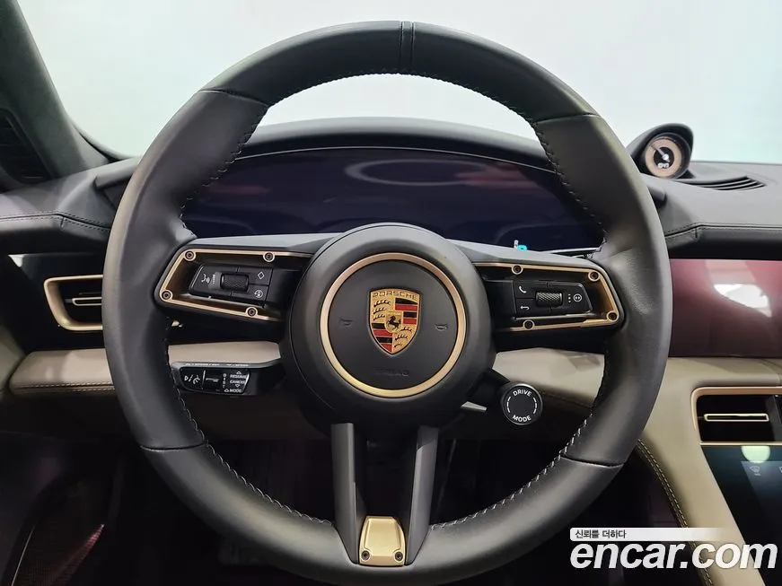 Porsche Taycan 2024 из KR, фото 9