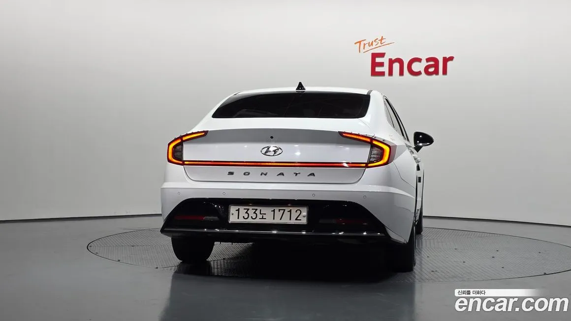 Hyundai Sonata 2022 из KR, фото 2