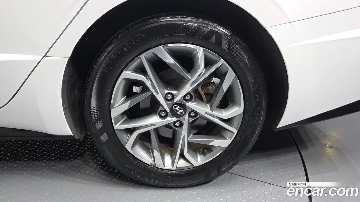 Hyundai Sonata 2022 из KR, фото 3