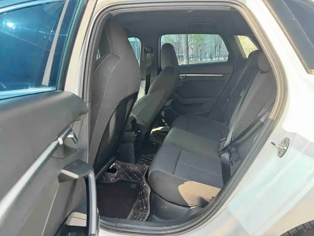 Audi A3 2023 из CN, фото 6