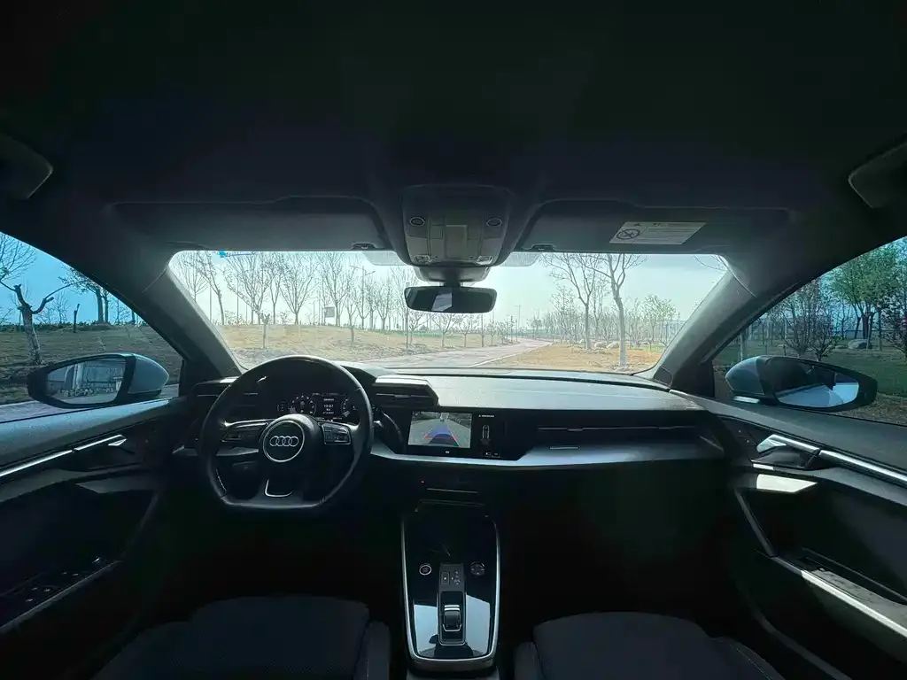 Audi A3 2023 из CN, фото 3