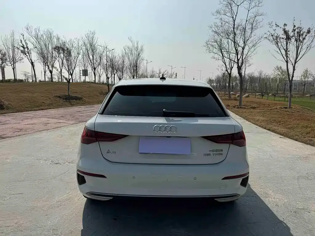Audi A3 2023 из CN, фото 5