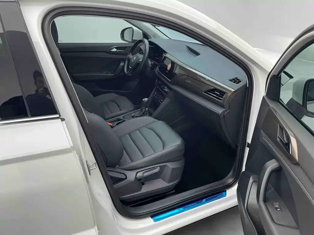 Volkswagen Tharu 2023 из CN, фото 9