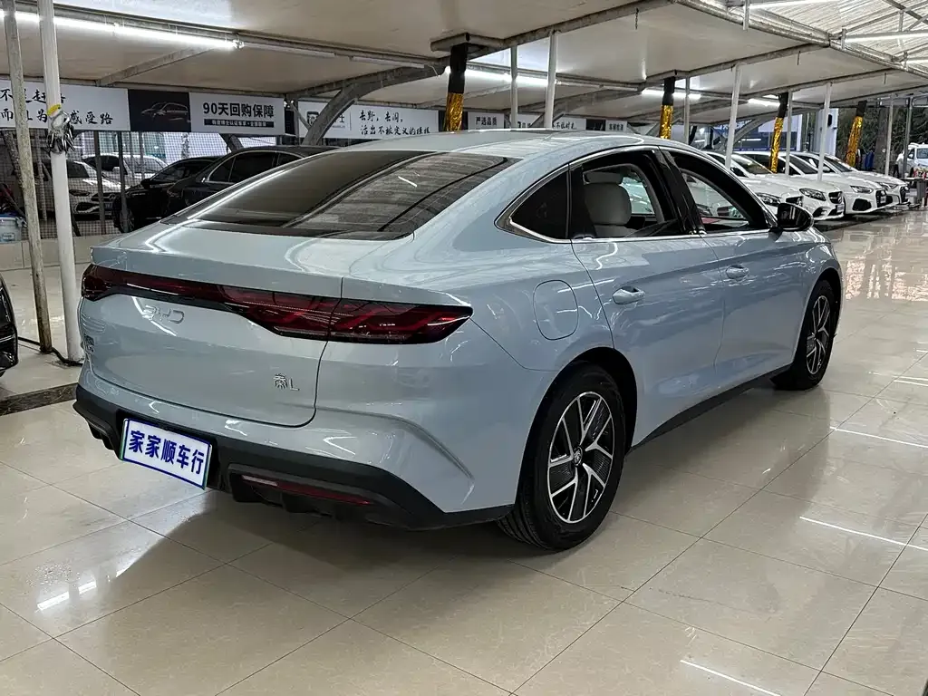 BYD Qin L — фото 7