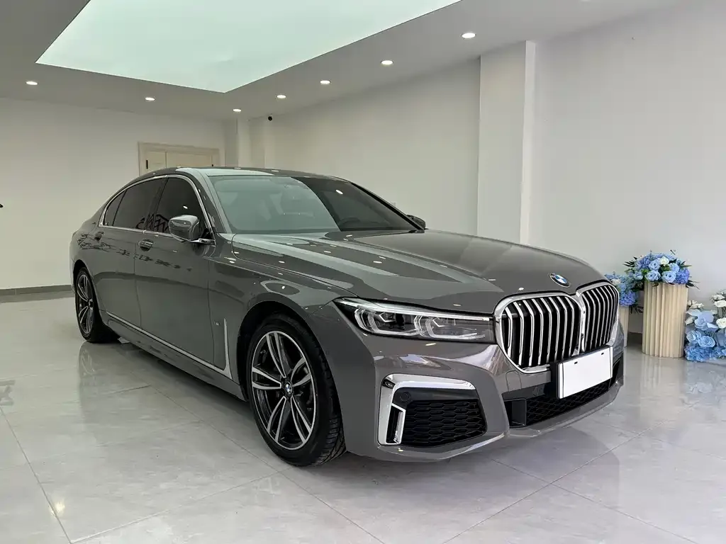 BMW 7 Series 2022 из CN, фото 3