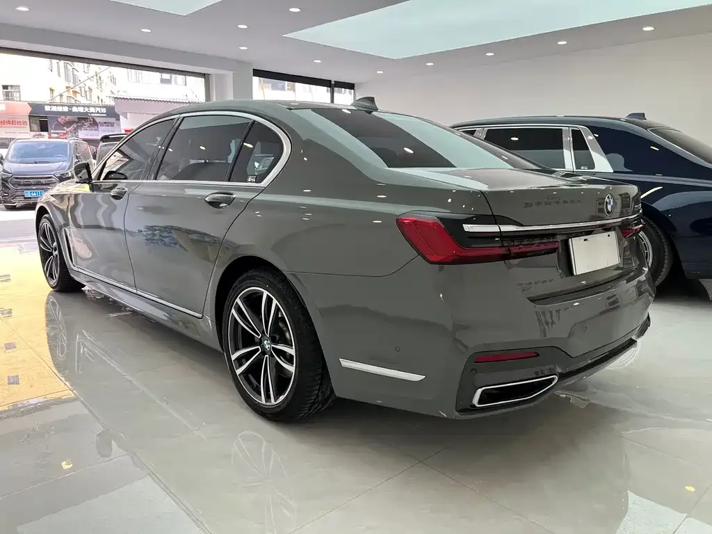 BMW 7 Series 2022 из CN, фото 5