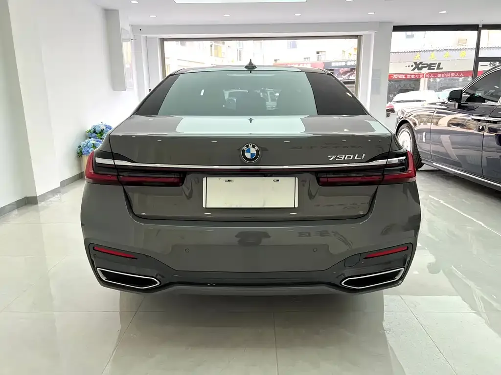BMW 7 Series 2022 из CN, фото 2