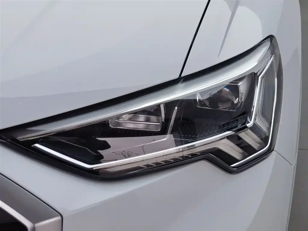 Audi Q3 2021 из CN, фото 6