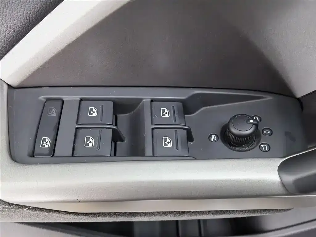 Audi Q3 2021 из CN, фото 8