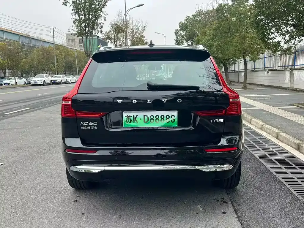 Volvo XC60 PHEV 2024 из CN, фото 8