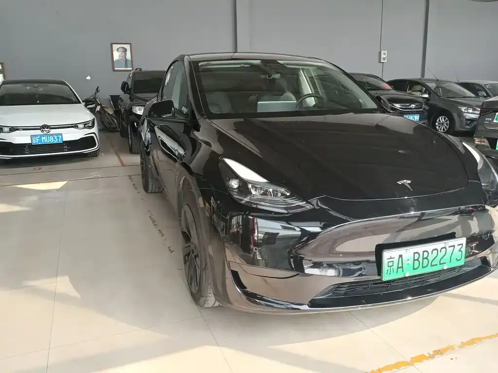 Tesla Model Y 2024 из CN, фото 4