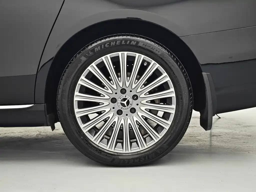 Mercedes-Benz E-Class 2024 из CN, фото 10