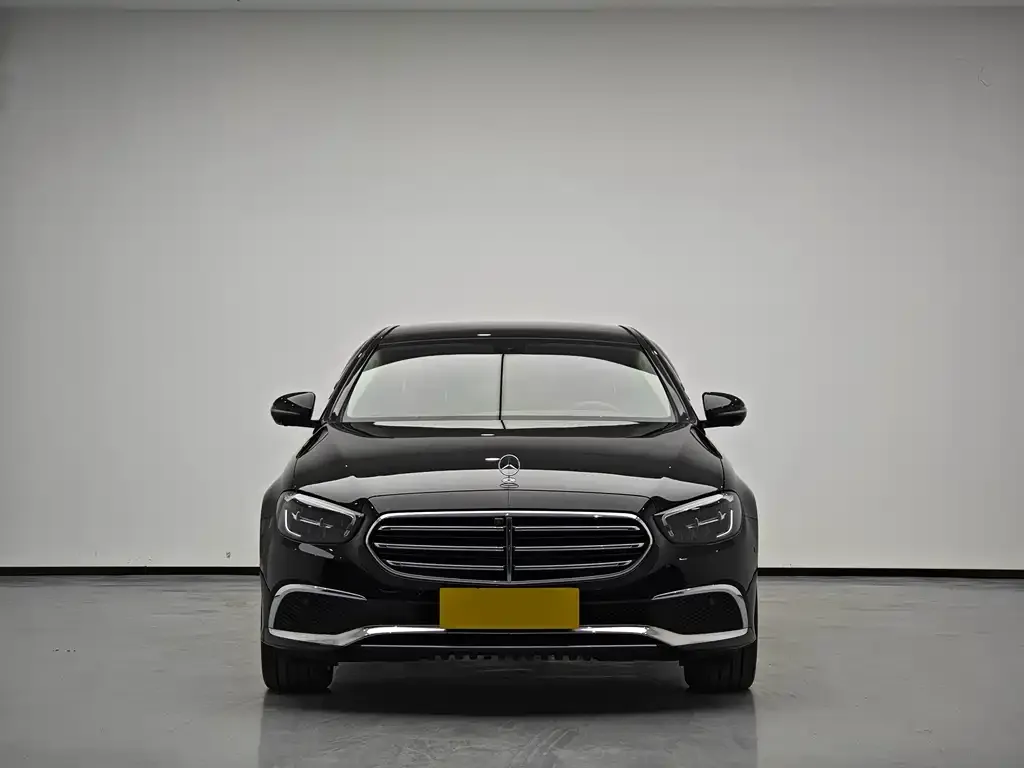 Mercedes-Benz E-Class 2024 из CN, фото 2
