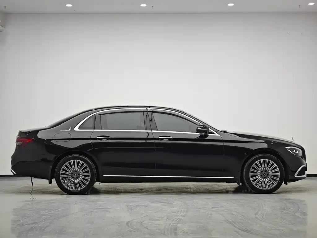 Mercedes-Benz E-Class 2024 из CN, фото 5
