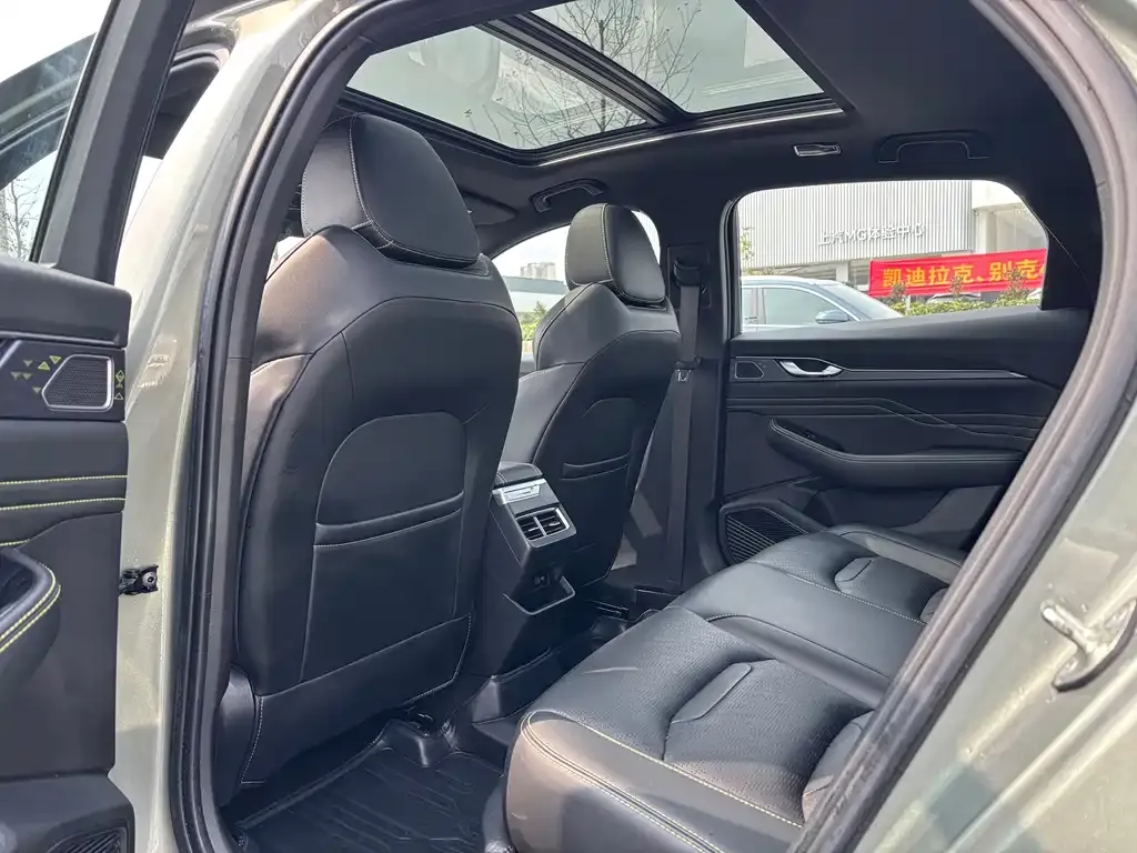 Geely Xingrui 2023 из CN, фото 2