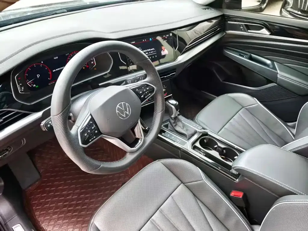 Volkswagen Passat 2024 из CN, фото 3