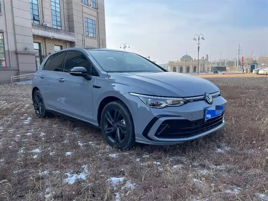 Volkswagen Golf 2024 из CN, фото 8