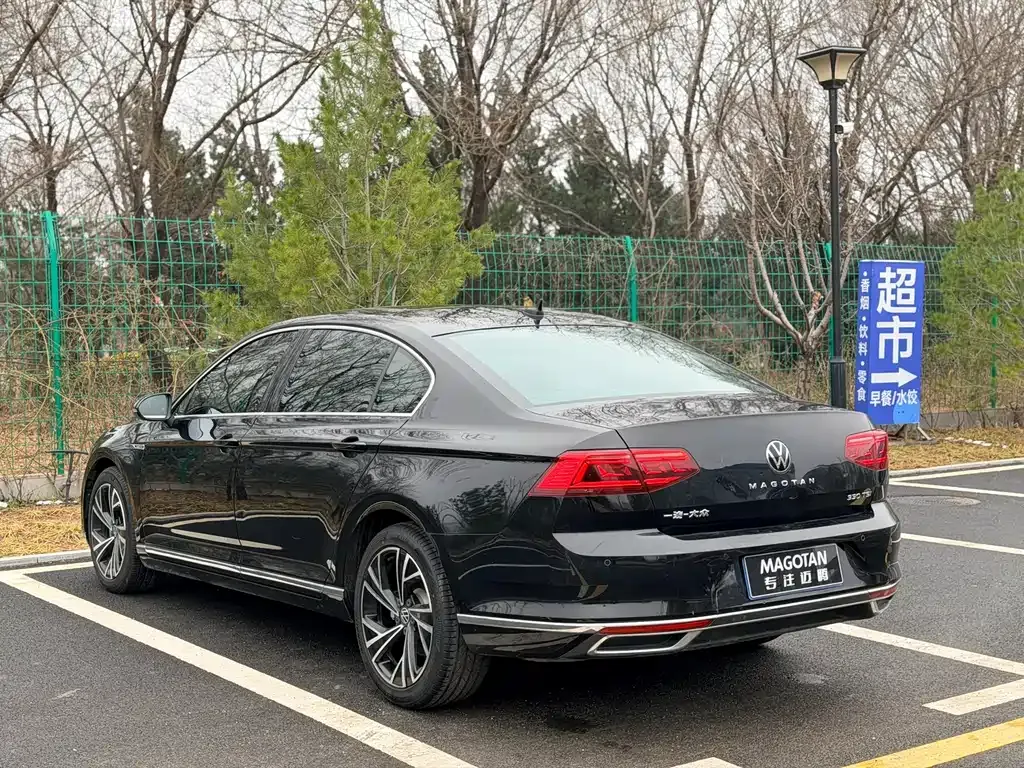 Volkswagen Magotan 2022 из CN, фото 9