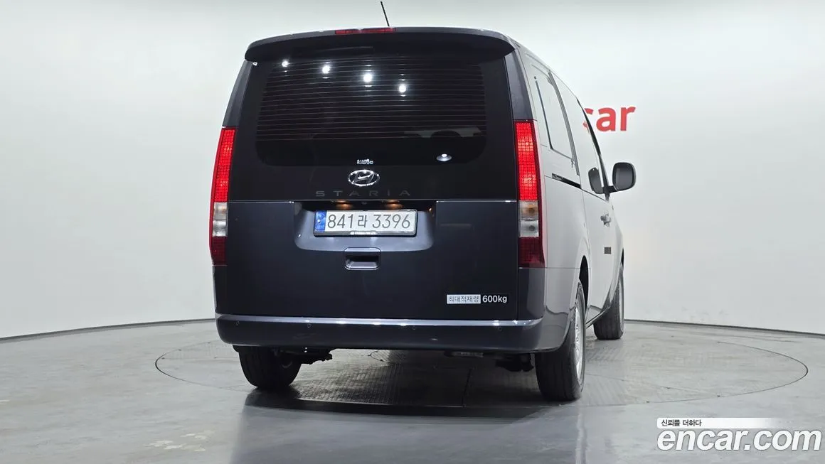 Hyundai Staria 2023 из KR, фото 4