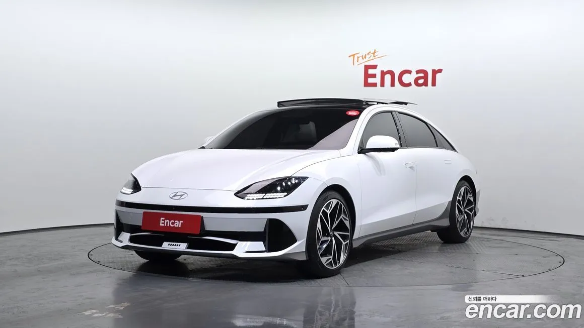 Hyundai Ioniq6 — фото 1