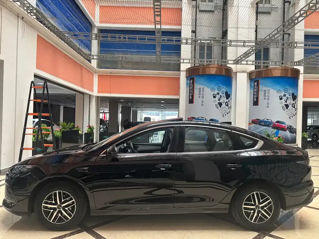 BYD Seal 05 DM-i — фото 4
