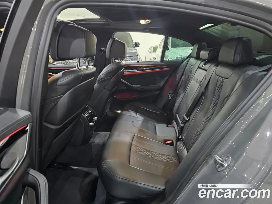 BMW 5-Series 2022 из KR, фото 9