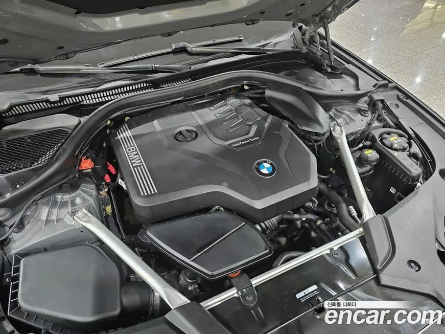 BMW 5-Series 2022 из KR, фото 3