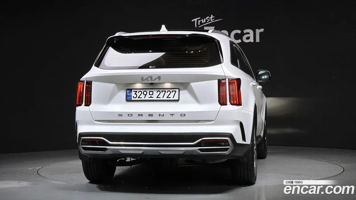 Kia Sorento — фото 3