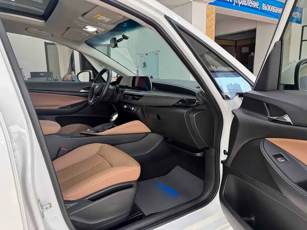 Buick GL6 2022 из CN, фото 6