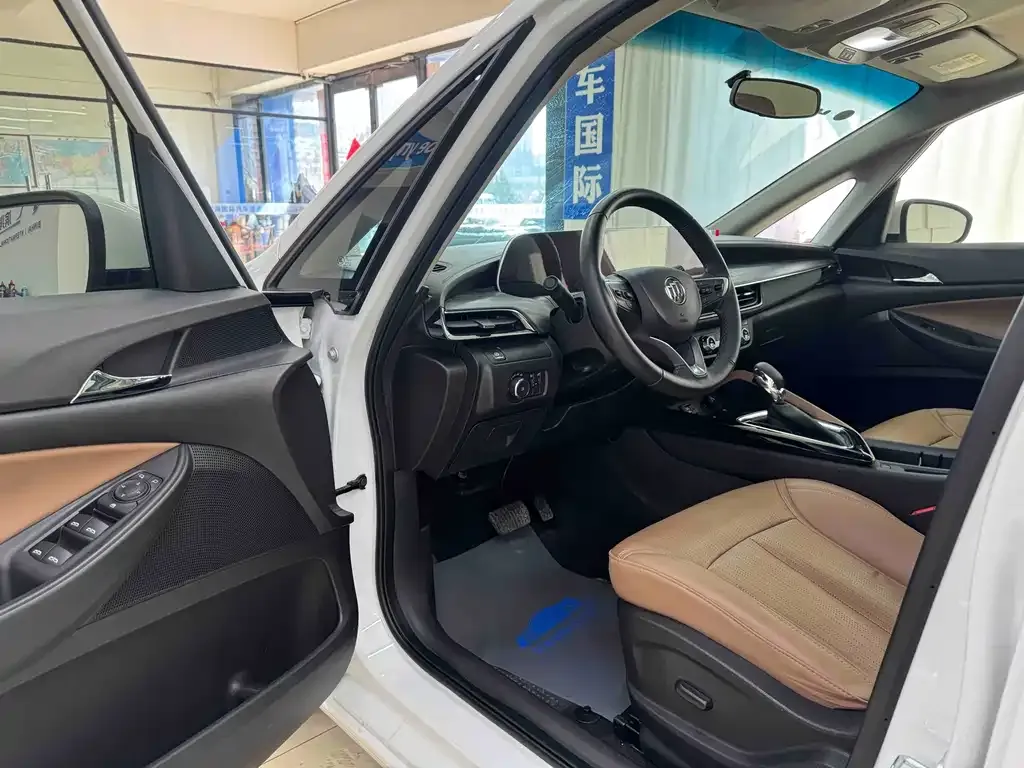 Buick GL6 2022 из CN, фото 4