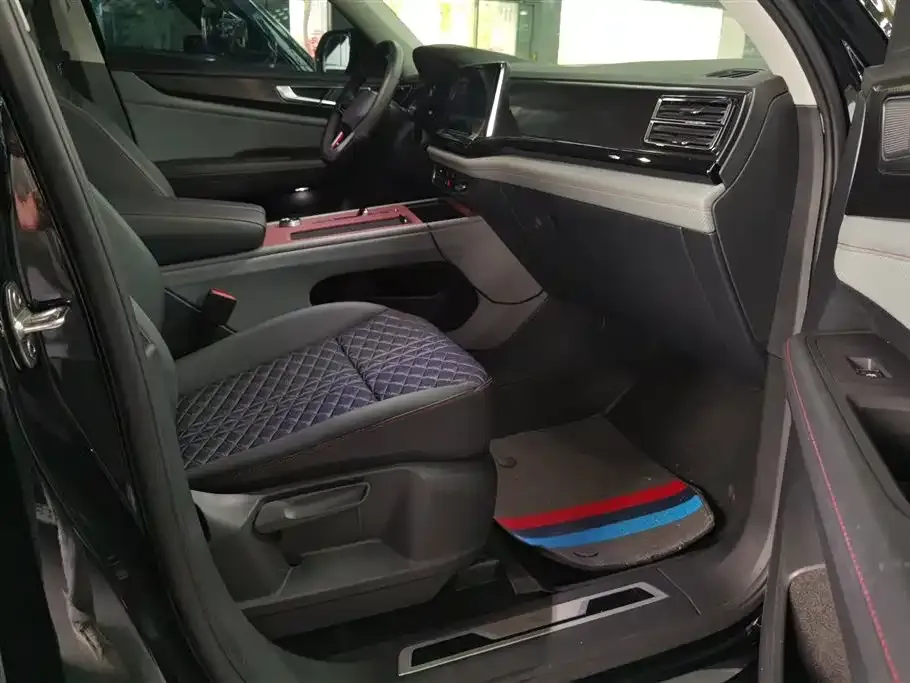 Volkswagen Teramont 2023 из CN, фото 5