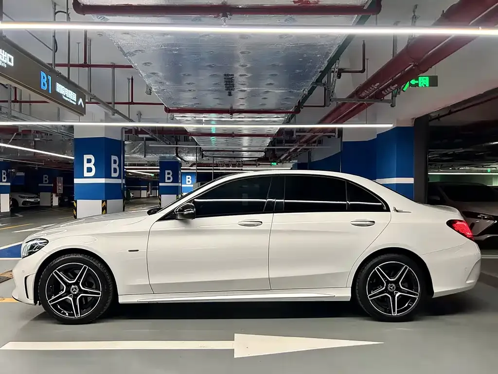 Mercedes-Benz C-Class — фото 4